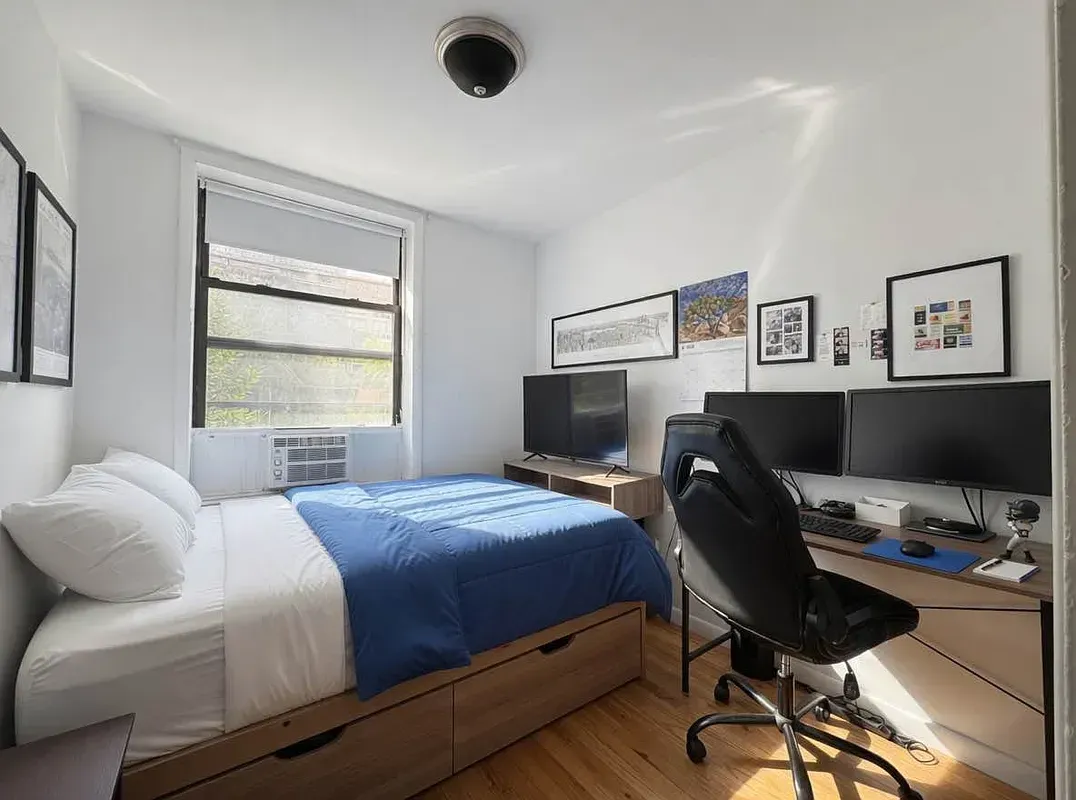 Four bedroom at 93 Avenue B